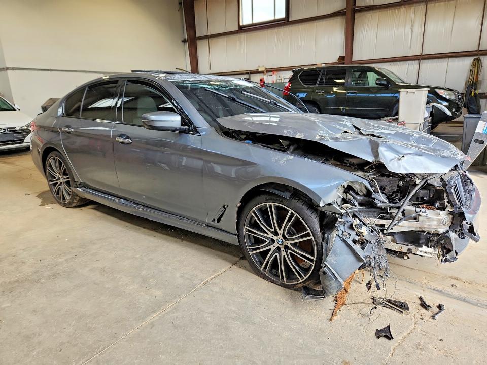 Photo 4 from auction – 2018 BMW 540 with VIN WBAJE7C56JWC56888