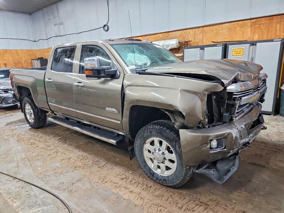 Photo 4 from auction – 2015 CHEVROLET SILVERADO with VIN 1GC4K1E8XFF674324