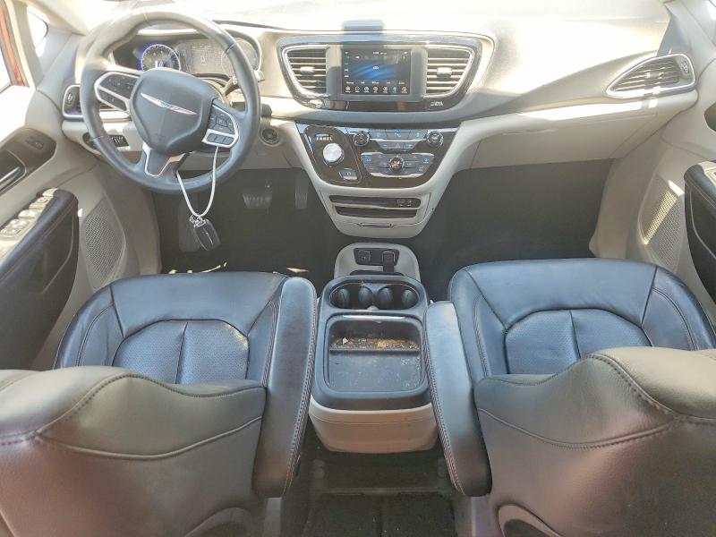 Photo 8 from auction – 2020 CHRYSLER PACIFICA with VIN 2C4RC1BG9LR232914