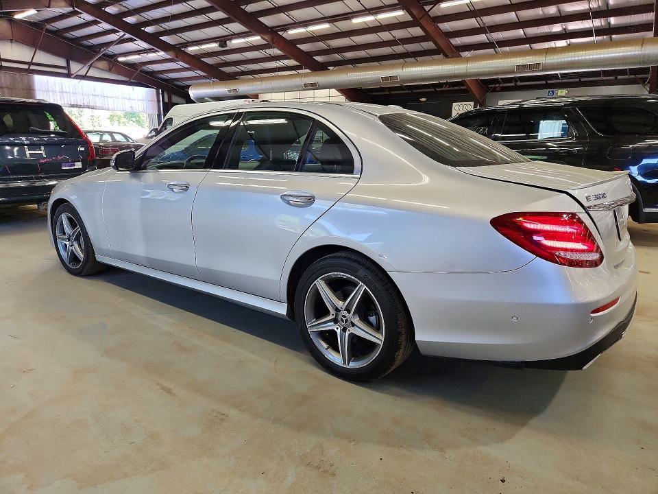 Photo 2 from auction – 2017 MERCEDES-BENZ E with VIN WDDZF4KB8HA232885