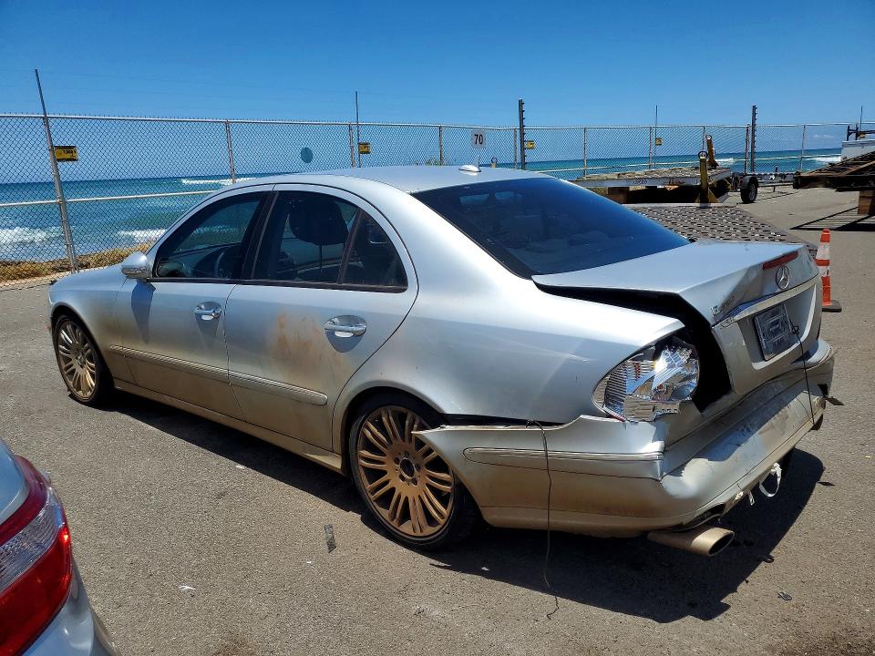 Photo 2 from auction – 2007 MERCEDES-BENZ E with VIN WDBUF56X07A997215