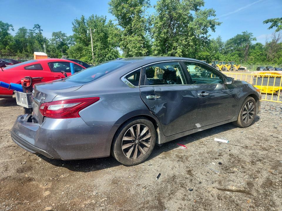 Photo 3 from auction – 2018 NISSAN ALTIMA with VIN 1N4AL3AP6JC268954