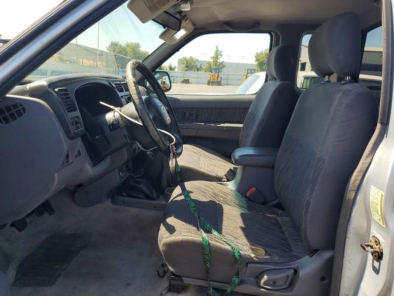 Photo 7 from auction – 2000 NISSAN FRONTIER with VIN 1N6ED26Y3YC376590