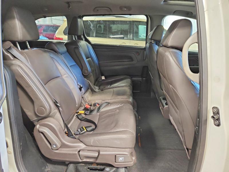Photo 11 from auction – 2018 HONDA ODYSSEY with VIN 5FNRL6H78JB023192