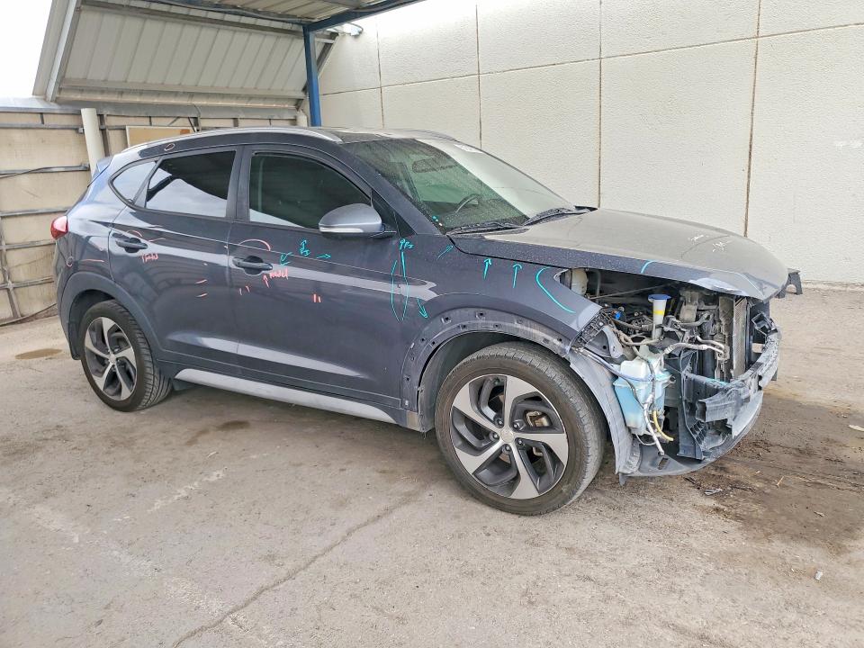 Photo 4 from auction – 2017 HYUNDAI TUCSON with VIN KM8J33A21HU525940