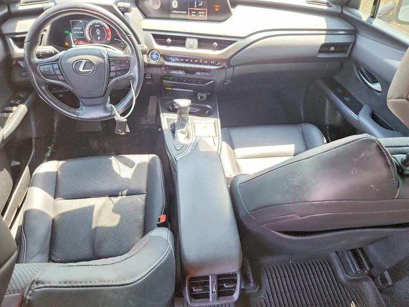 Photo 8 from auction – 2020 LEXUS UX with VIN JTHP9JBH9L2032840