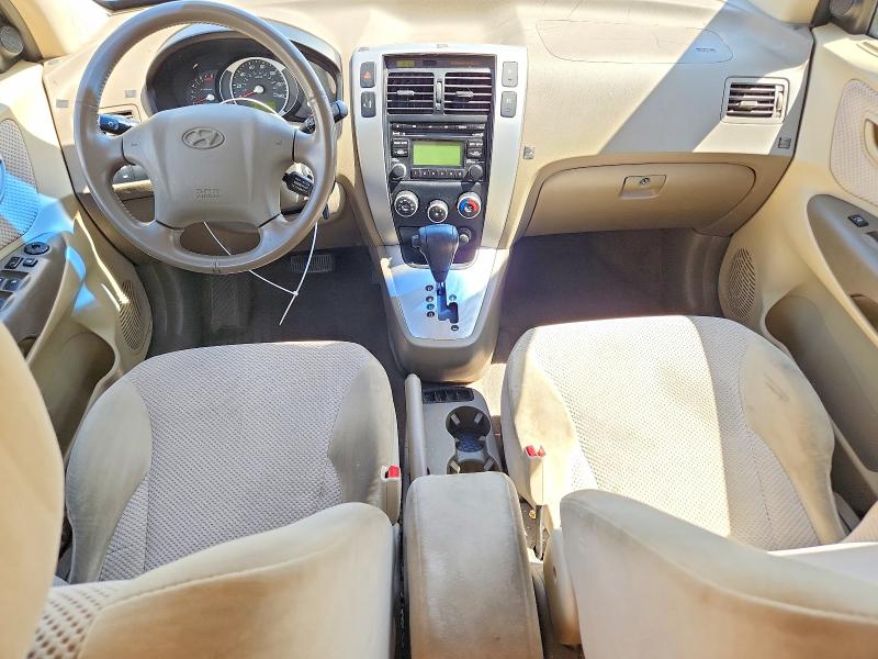 Photo 8 from auction – 2008 HYUNDAI TUCSON with VIN KM8JN12D48U894404