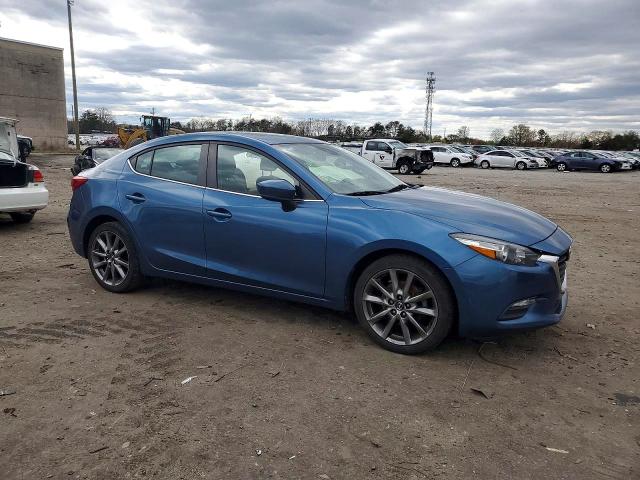 Photo 4 from auction – 2018 MAZDA 3 with VIN 3MZBN1V34JM260724