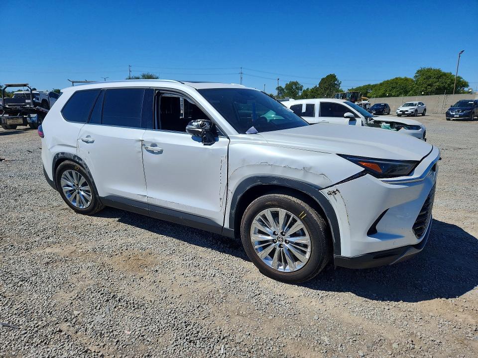 Photo 4 from auction – 2025 TOYOTA GRAND HIGHLANDER with VIN 5TDAAAB51SS075449