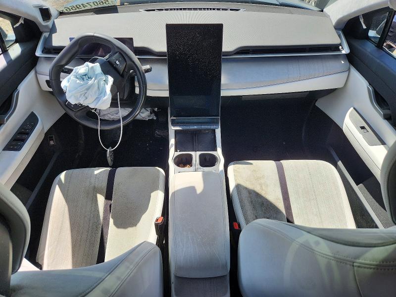 Photo 8 from auction – 2023 FISKER INC. OCEAN with VIN VCF1ZBU26PG004041