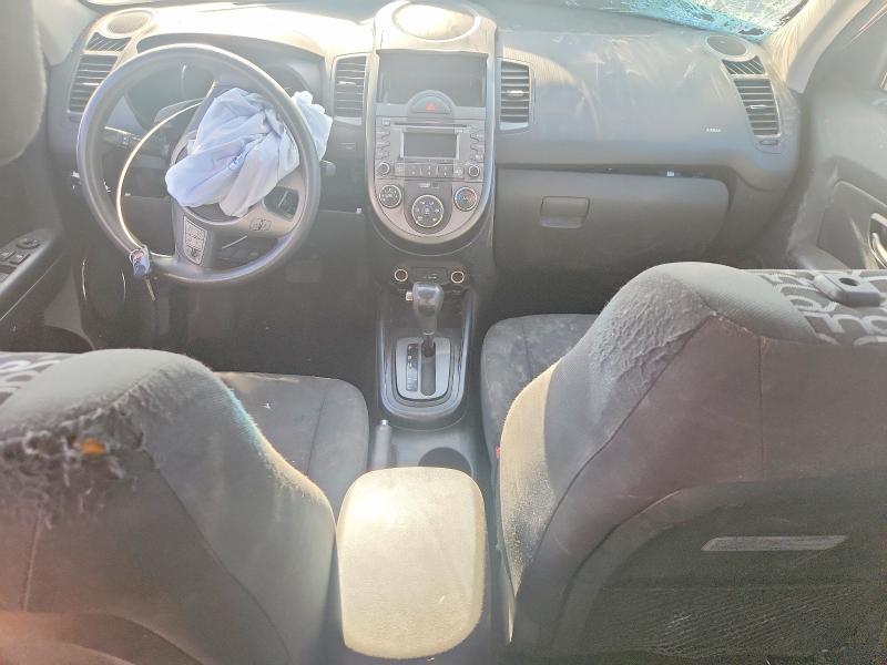 Photo 8 from auction – 2010 KIA SOUL with VIN KNDJT2A22A7171915