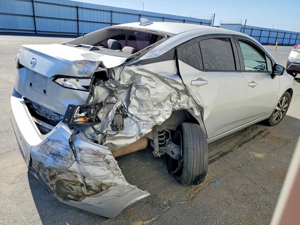 Photo 3 from auction – 2021 NISSAN VERSA with VIN 3N1CN8EV7ML886685
