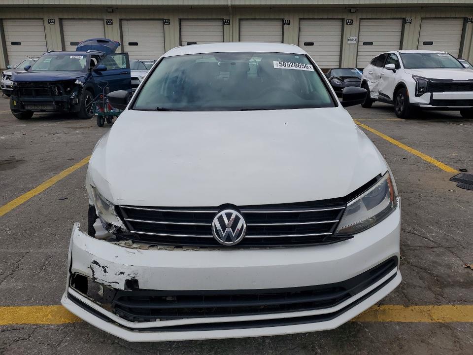 Photo 5 from auction – 2016 VOLKSWAGEN JETTA with VIN 3VW267AJ4GM402325