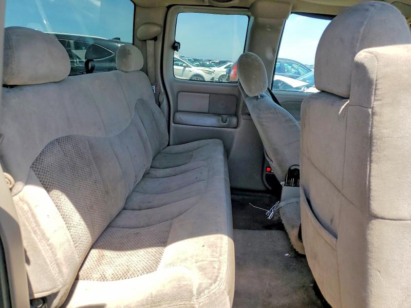 Photo 10 from auction – 2001 CHEVROLET SILVERADO with VIN 2GCEC19T011385887