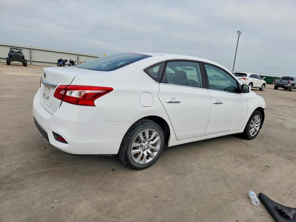Photo 3 from auction – 2018 NISSAN SENTRA with VIN 3N1AB7AP1JY312874