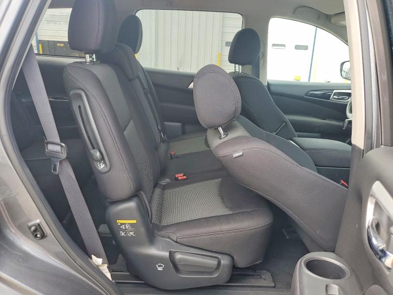 Photo 11 from auction – 2017 NISSAN PATHFINDER with VIN 5N1DR2MN3HC643344