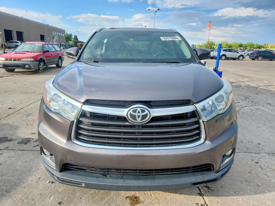 Photo 5 from auction – 2016 TOYOTA HIGHLANDER with VIN 5TDDKRFH1GS260329