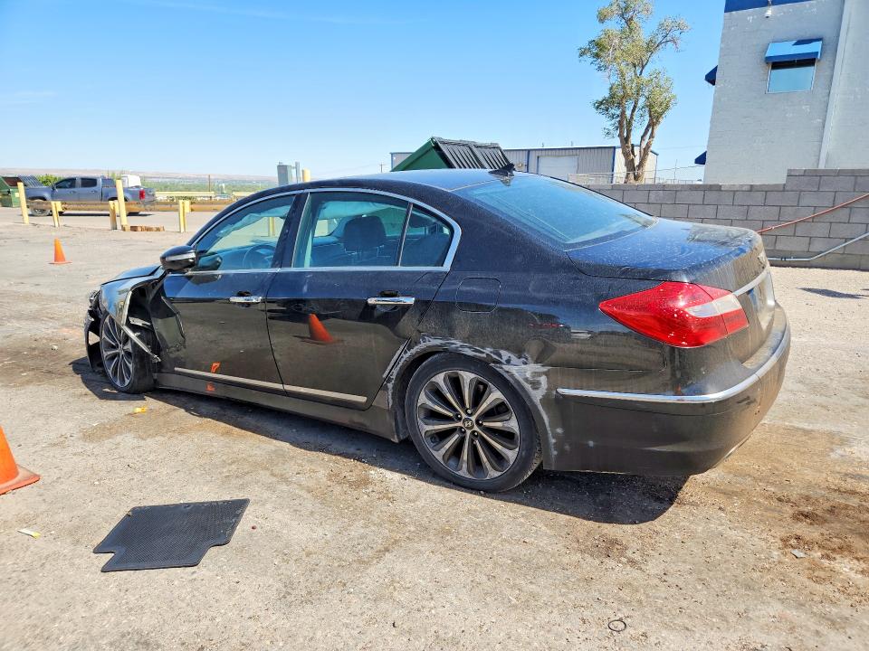 Photo 2 from auction – 2012 HYUNDAI GENESIS with VIN KMHGC4DH5CU183627
