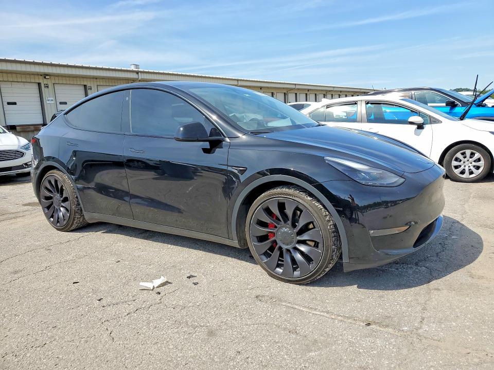 Photo 4 from auction – 2022 TESLA MODEL Y with VIN 7SAYGDEF3NF410533