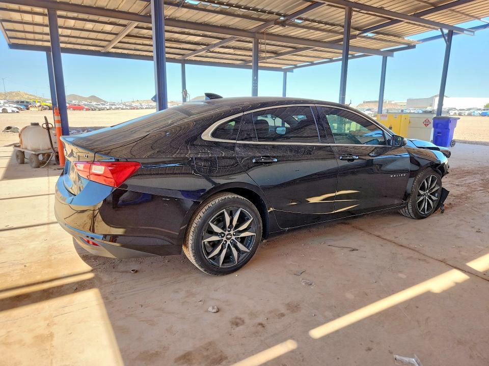 Photo 3 from auction – 2018 CHEVROLET MALIBU with VIN 1G1ZD5ST8JF281701