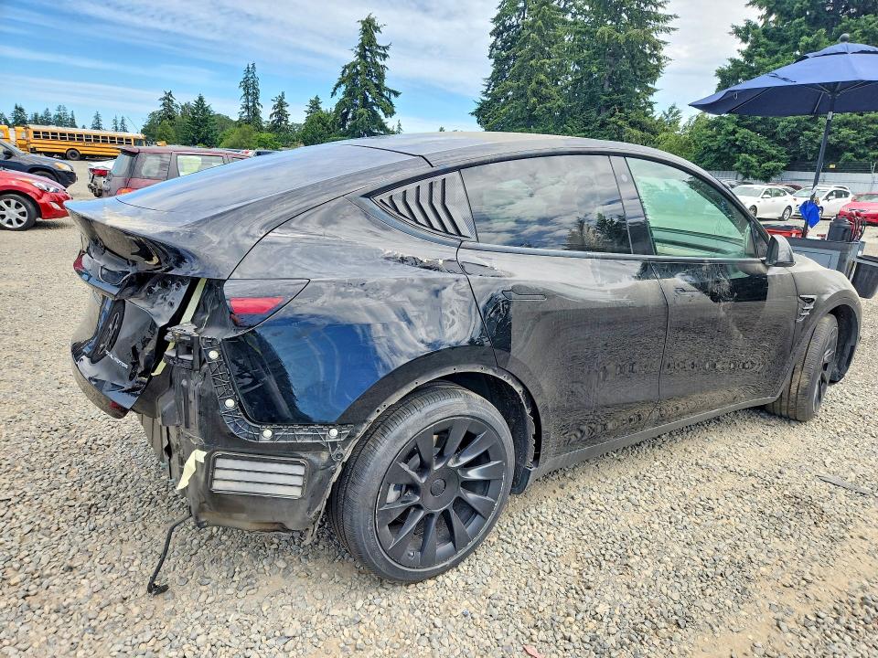 Foto 3 de la subasta – 2021 TESLA MODEL Y con VIN 5YJYGDEE5MF160375