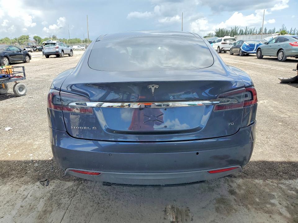 Photo 6 from auction – 2016 TESLA MODEL S with VIN 5YJSA1E11GF130197