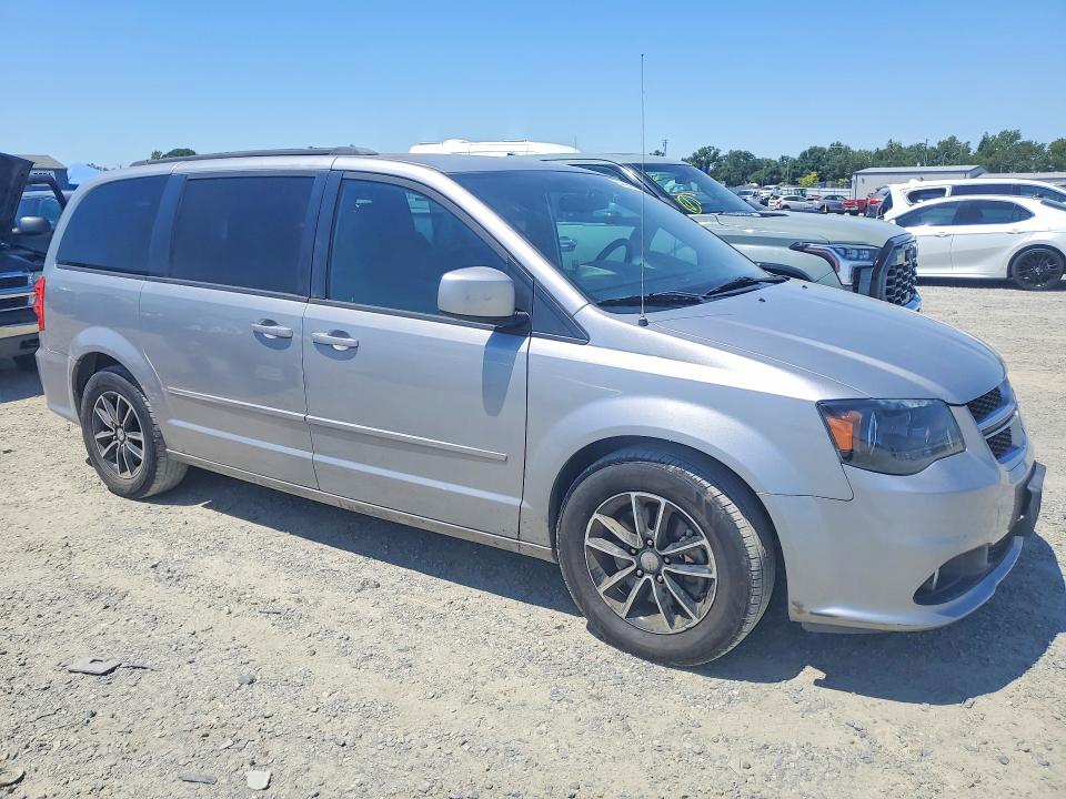 Photo 4 from auction – 2017 DODGE GRAND CARAVAN with VIN 2C4RDGEG6HR717059