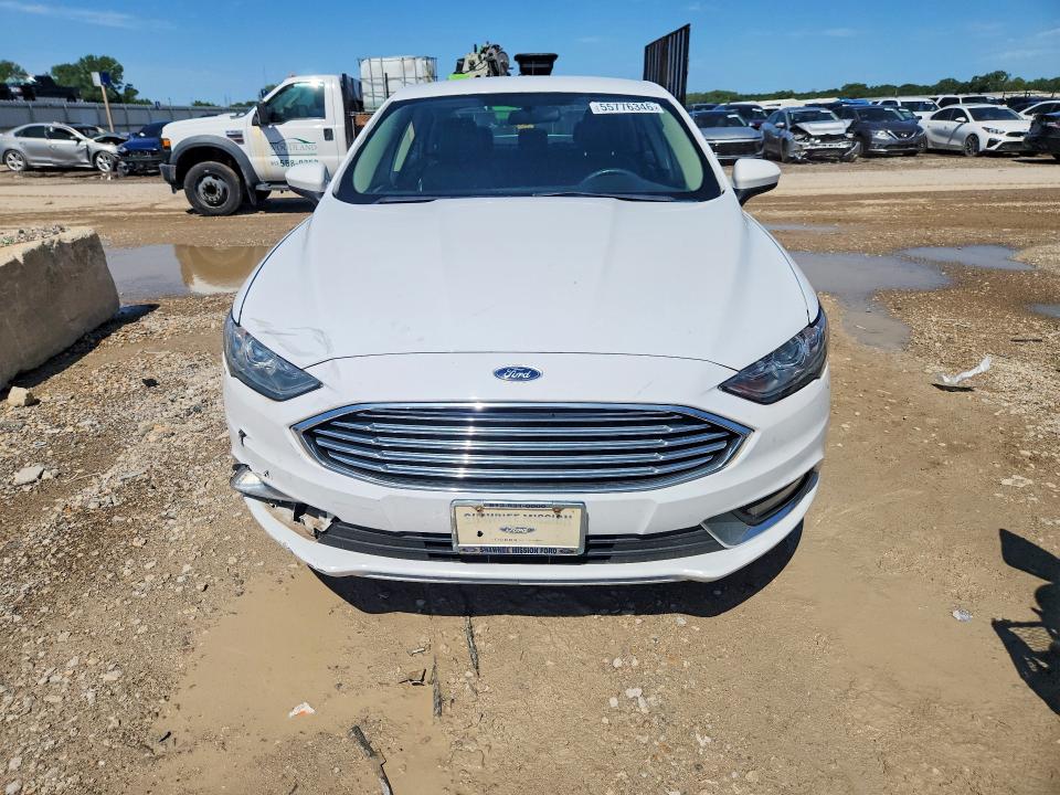 Photo 5 from auction – 2017 FORD FUSION with VIN 3FA6P0LU9HR382213