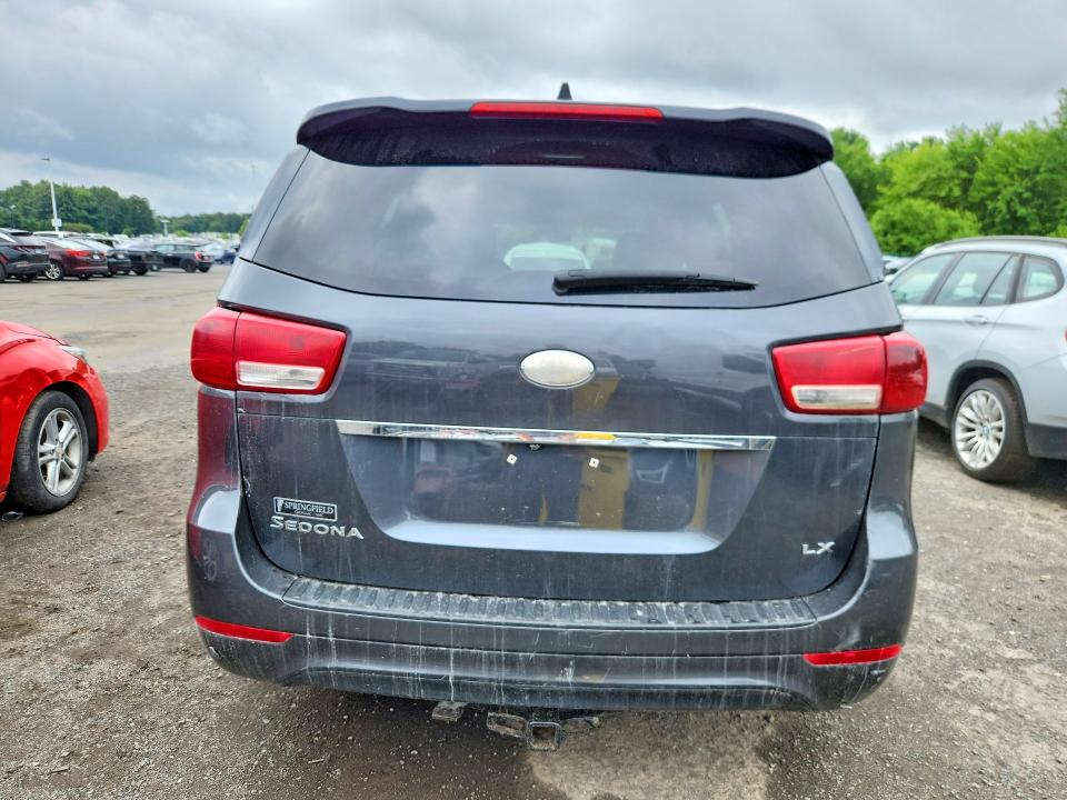 Photo 6 from auction – 2018 KIA SEDONA with VIN KNDMB5C19J6395775