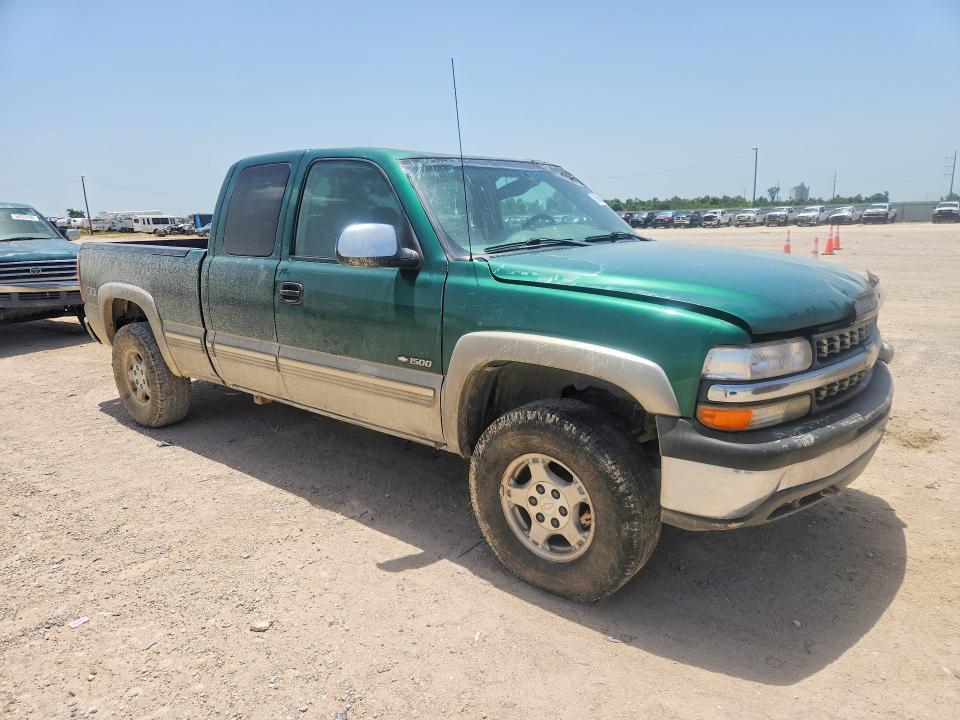 Photo 4 from auction – 2000 CHEVROLET SILVERADO with VIN 1GCEK19T3YE365130