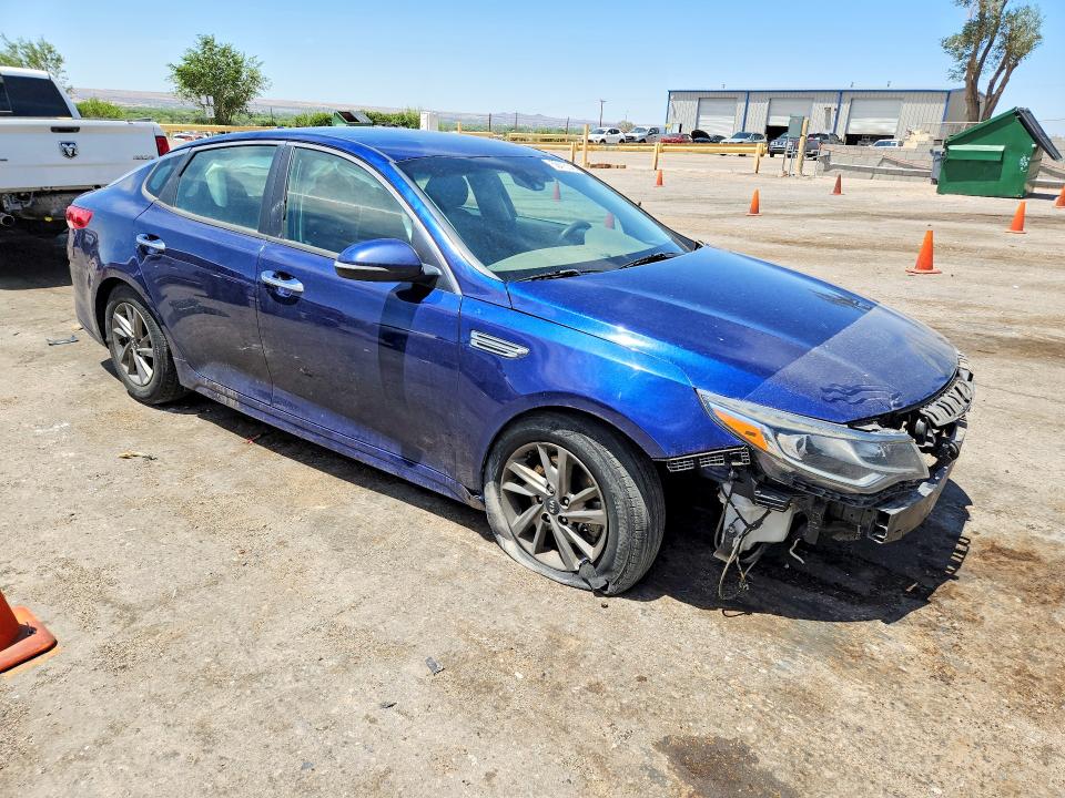 Photo 4 from auction – 2019 KIA OPTIMA with VIN 5XXGT4L39KG351400