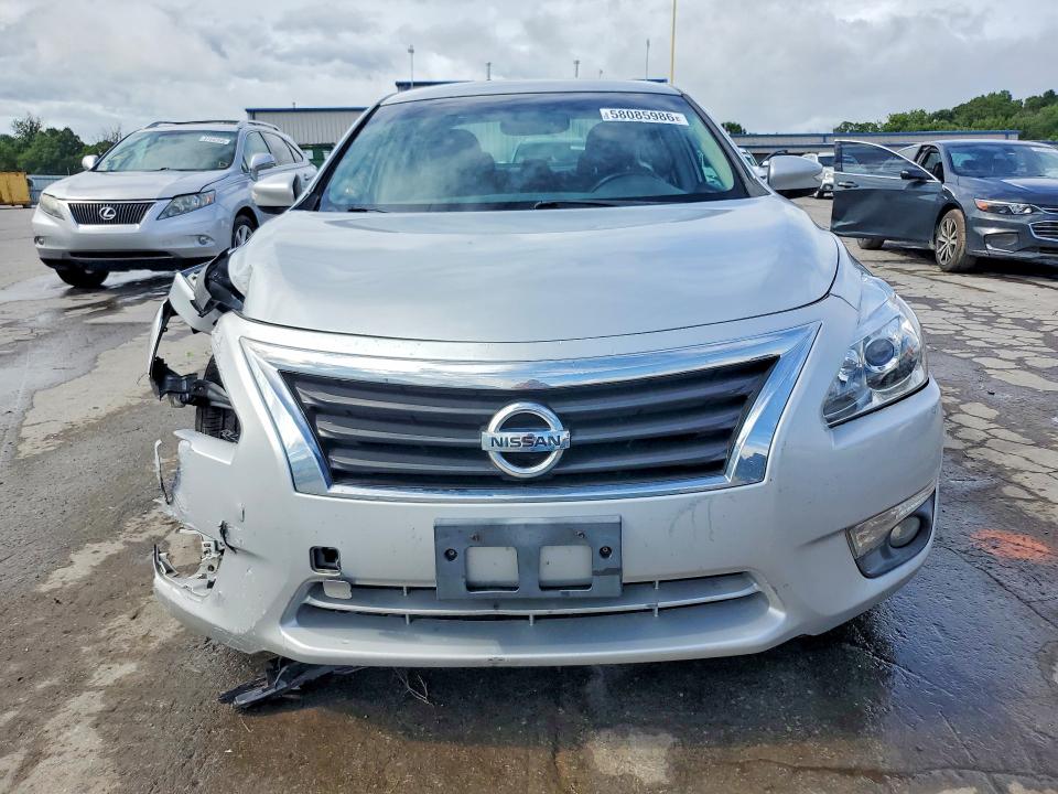 Photo 5 from auction – 2013 NISSAN ALTIMA with VIN 1N4AL3AP1DC907939