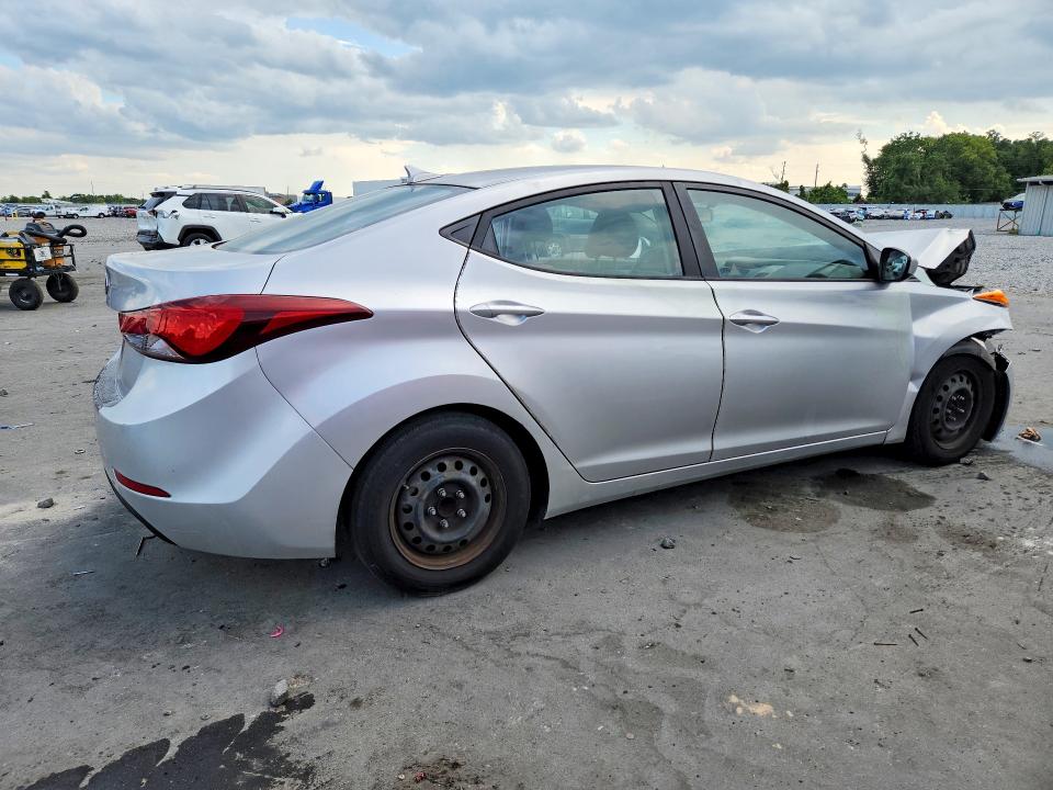 Photo 3 from auction – 2016 HYUNDAI ELANTRA with VIN KMHDH4AE1GU475182