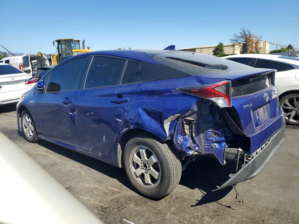 Photo 2 from auction – 2016 TOYOTA PRIUS with VIN JTDKBRFU8G3528265