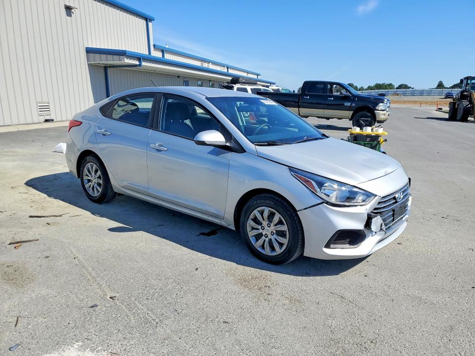 Photo 4 from auction – 2019 HYUNDAI ACCENT with VIN 3KPC24A37KE085307