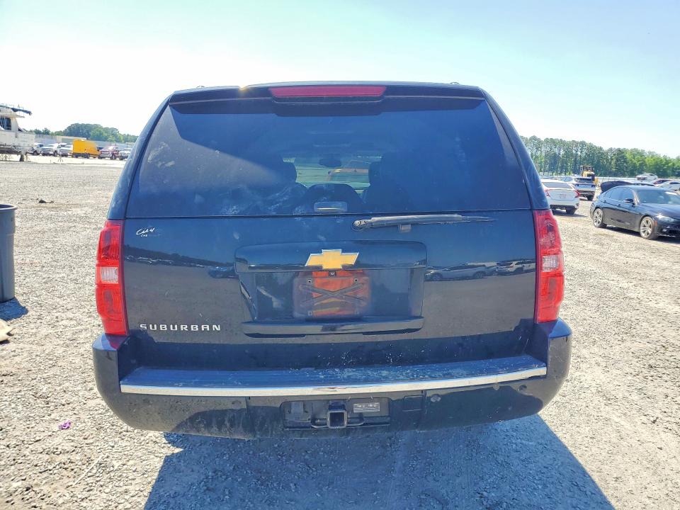 Photo 6 from auction – 2014 CHEVROLET SUBURBAN with VIN 1GNSCKE09ER161266