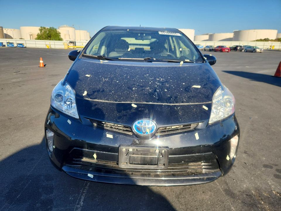 Photo 5 from auction – 2015 TOYOTA PRIUS with VIN JTDKN3DU2F0467924
