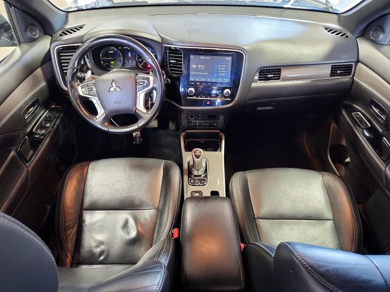 Photo 8 from auction – 2022 MITSUBISHI OUTLANDER with VIN JA4J2VA71NZ063533