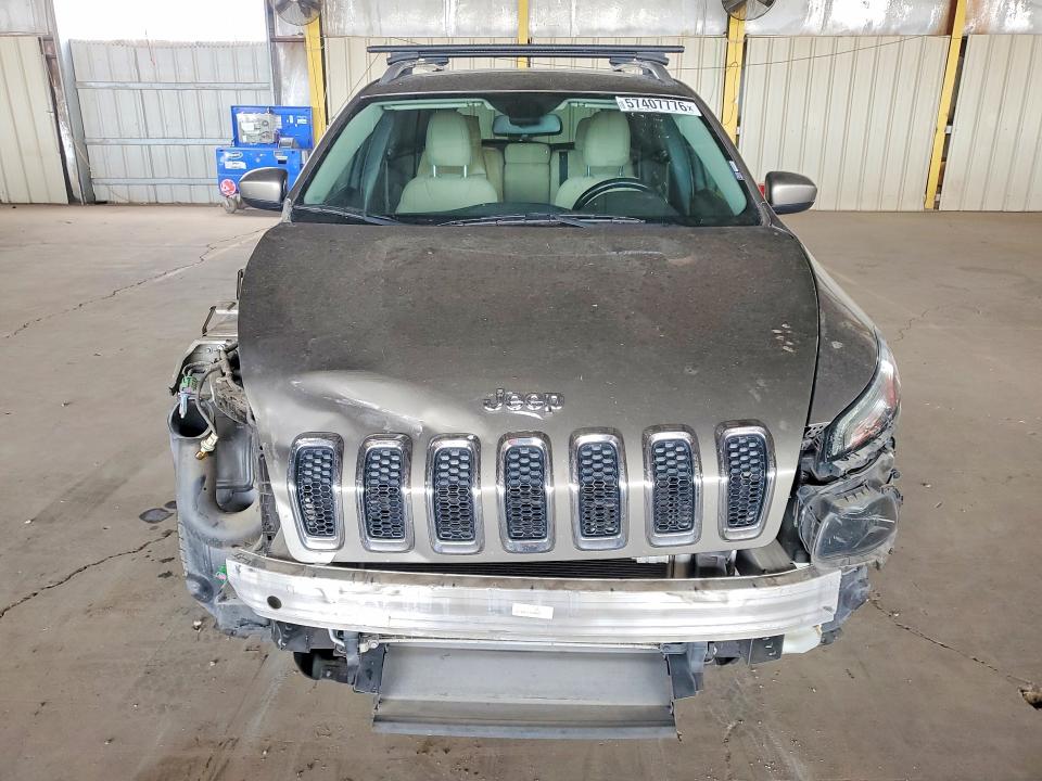 Photo 5 from auction – 2017 JEEP CHEROKEE with VIN 1C4PJLCS4HW663588