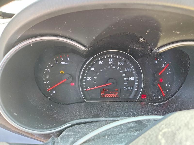 Снимка 9 от търг – 2015 KIA SORENTO с VIN 5XYKT3A62FG602776