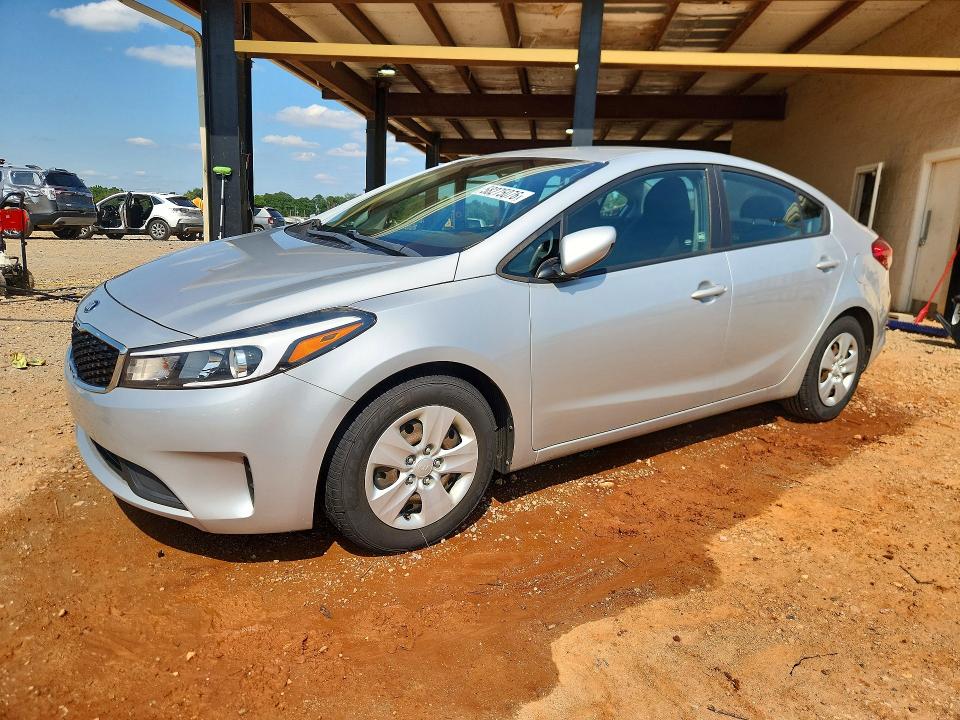 KIA FORTE 2018 with VIN 3KPFK4A76JE273766 - Photo from auction