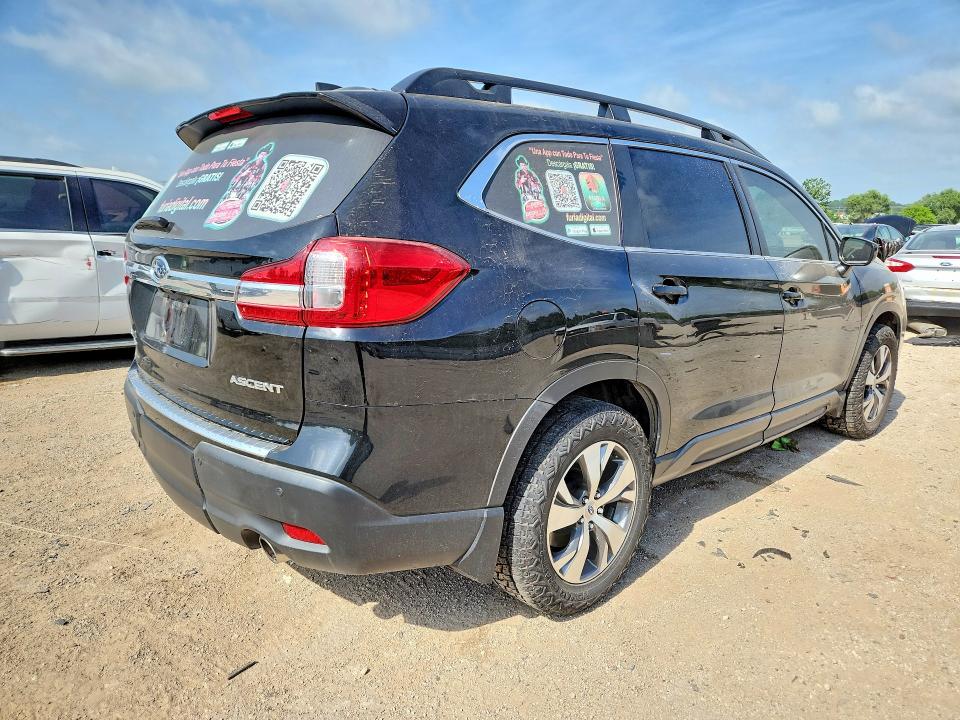 Photo 3 from auction – 2019 SUBARU ASCENT with VIN 4S4WMACD1K3404229