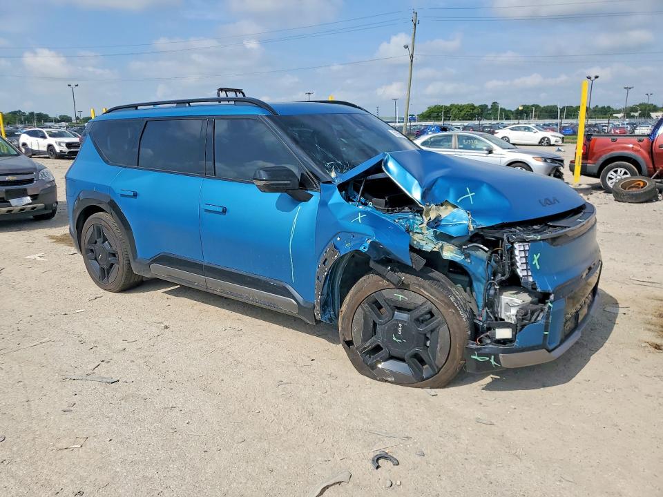 Photo 4 from auction – 2024 KIA EV9 with VIN KNDAEFS53R6020058