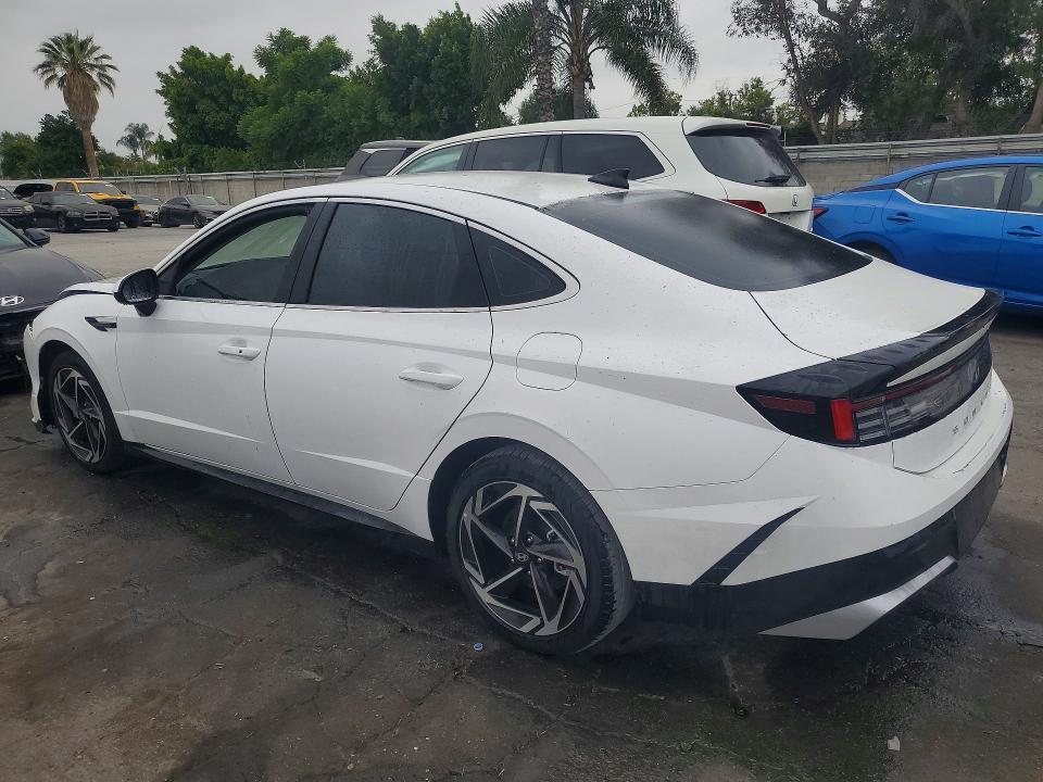 Photo 2 from auction – 2026 HYUNDAI SONATA with VIN KMHL64JA0TA525290