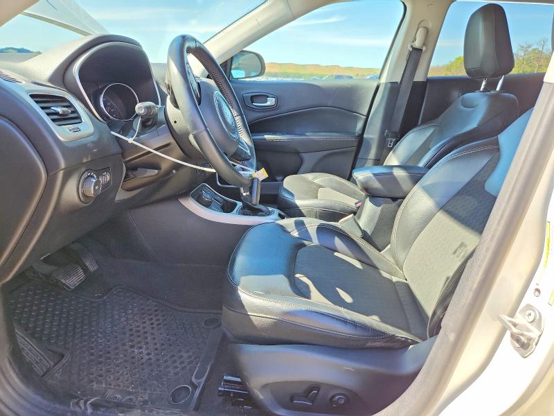 Photo 7 from auction – 2018 JEEP COMPASS with VIN 3C4NJDBB5JT178421