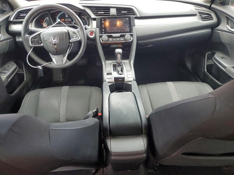 Photo 8 from auction – 2016 HONDA CIVIC with VIN 2HGFC2F80GH552678
