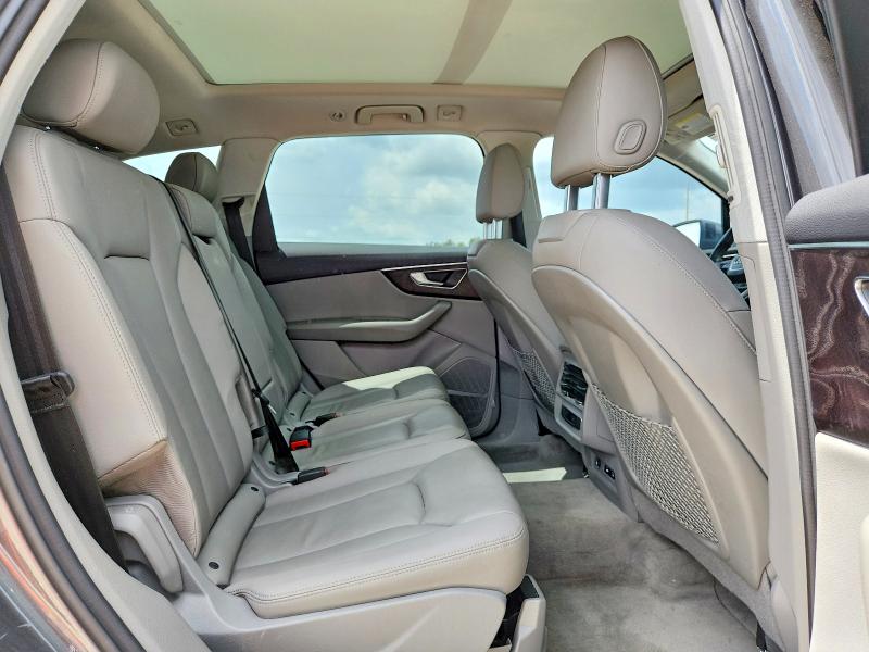 Photo 11 from auction – 2021 AUDI Q7 with VIN WA1LJAF76MD012568