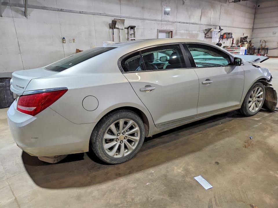 Photo 3 from auction – 2015 BUICK LACROSSE with VIN 1G4GB5G37FF181671
