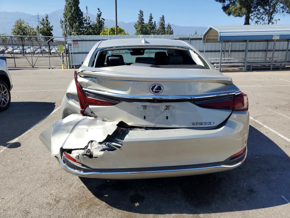 Photo 6 from auction – 2020 LEXUS ES with VIN 58AD21B15LU011276