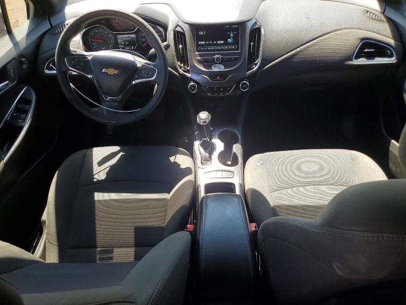 Photo 8 from auction – 2017 CHEVROLET CRUZE with VIN 1G1BE5SM4H7274255